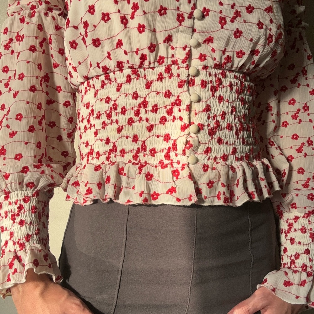 Gorgeous floral embroidered peasant blouse - Picture 3 of 5
